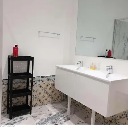 Baixa Chiado * ליסבון
