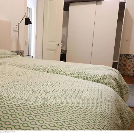 Baixa Chiado Apartamento *